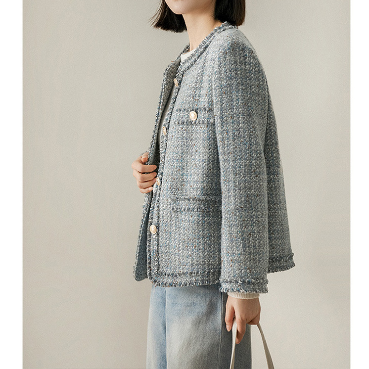 Winter Clothing In French - Petit manteau parfumé à franges haut