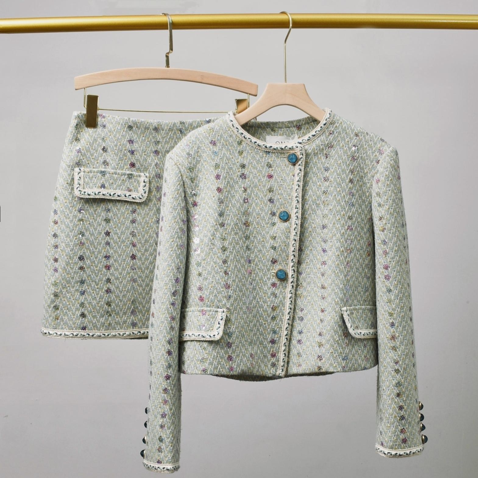 Costume de luxe en Tweed pour  - Winter Clothing Line avis et prix