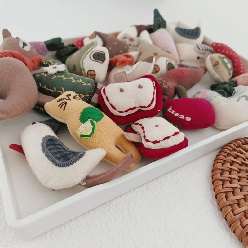 Broche Adorable Canard Carotte - Winter Clothing Accessories avis et prix
